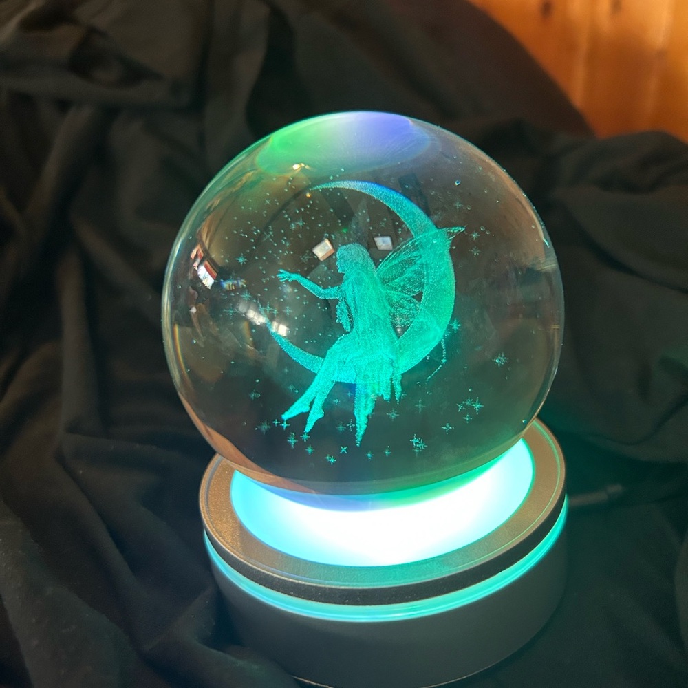 Color Changing Magic Fairy Crystal Ball - Picture 5 of 8